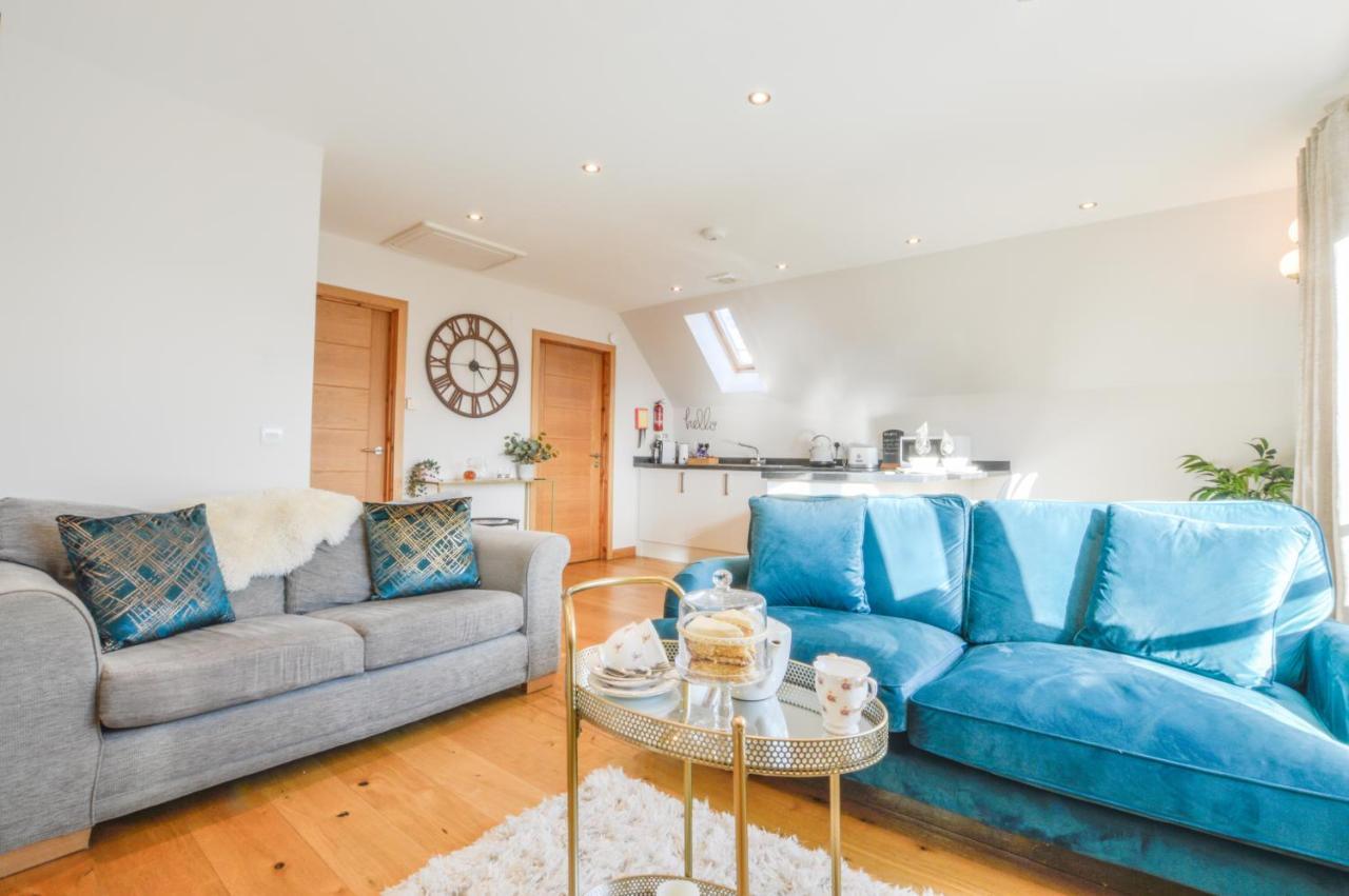 Rowan Tree Apartment - A Modern, Quiet Hideaway With Sweeping Views Across Oban Exterior foto